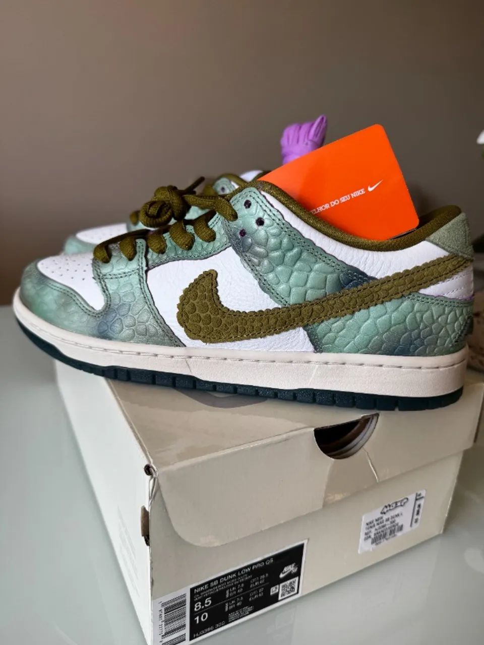 Nike SB Dunk Low Pro White and Pacific Moss - Alexis Sablone - Foto 2