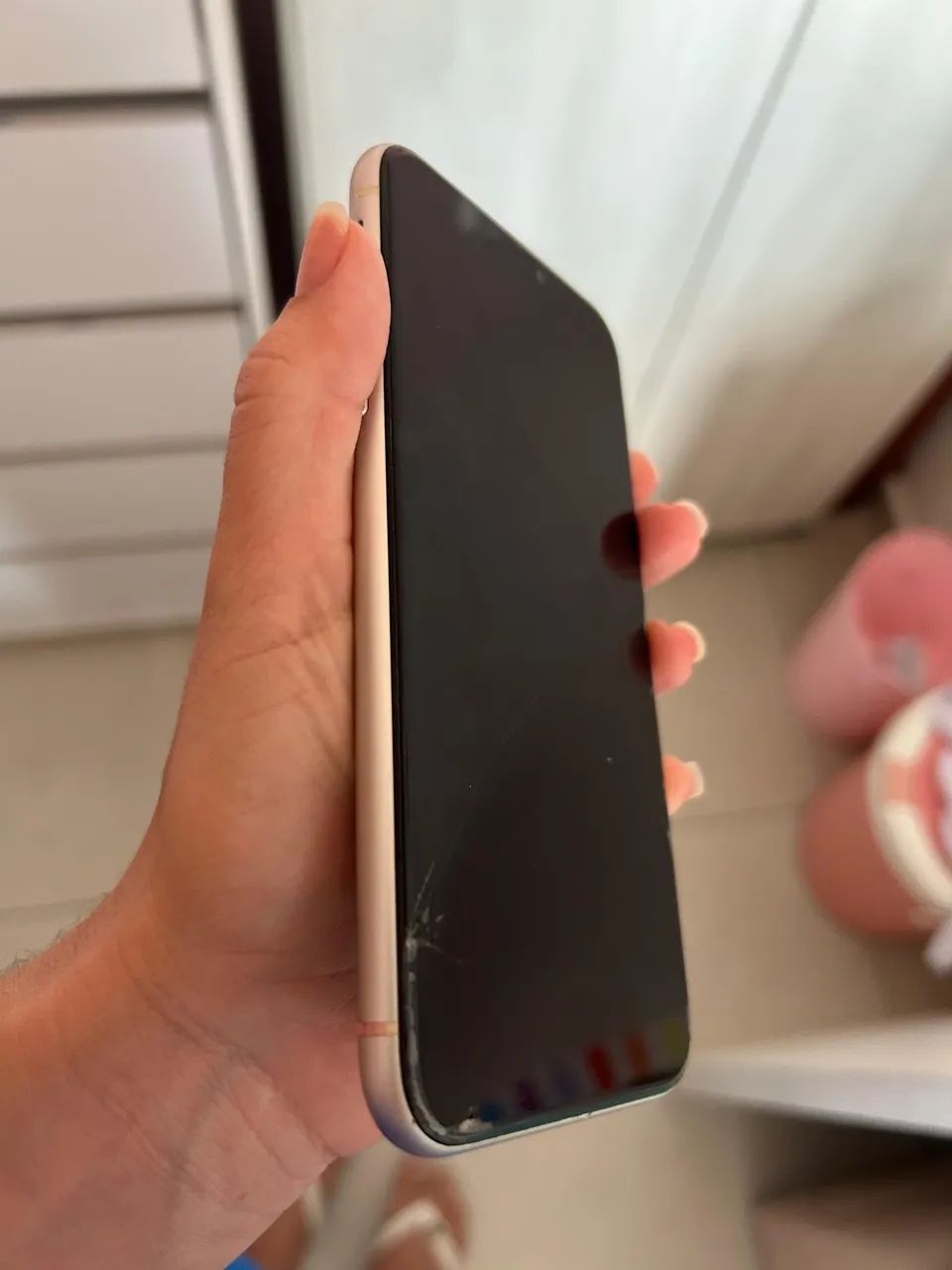 iPhone 11, 64g - seminovo  - Foto 3