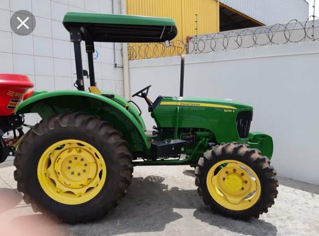 John Deere 5055 - 2014 impecável