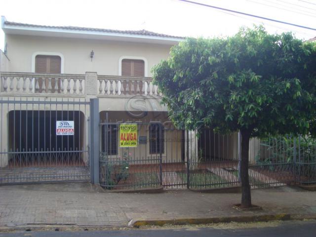 Casa para alugar com 3 dormitórios em Centro, Jaboticabal cod:L4134