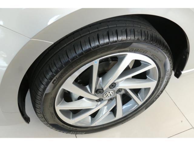 VOLKSWAGEN POLO 1.0 200 TSI HIGHLINE 2019 - Foto 10