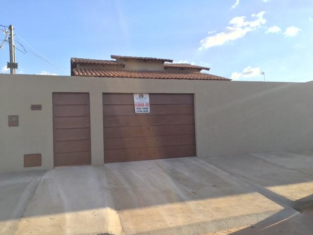 Alugo Casa com 2 quartos no Residencial Santa Fé