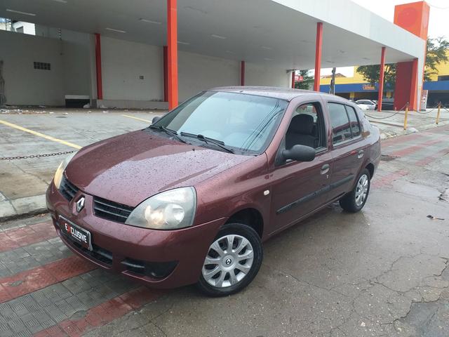 Clio sedan 1.0 2007 a relíquia de Aracaju