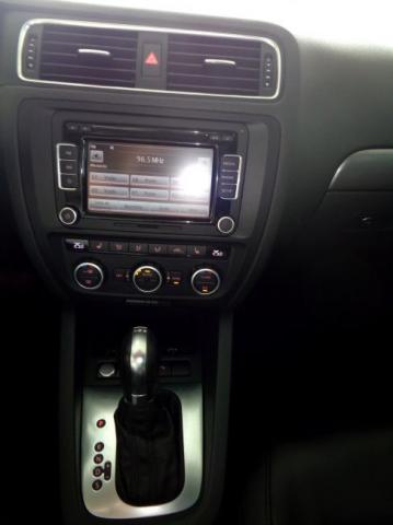 Volkswagen Jetta 2.0 TSI 4P - Foto 12