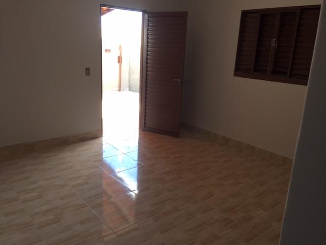 Alugo Casa com 2 quartos no Residencial Santa Fé - Foto 4