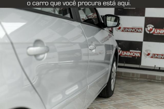 VW Voyage 1.0 Trend Muito Novo - Foto 6