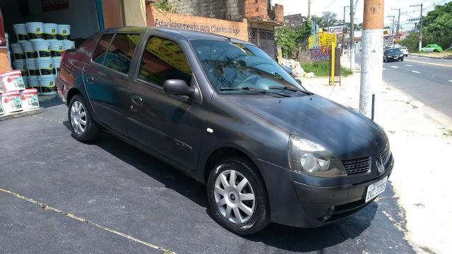 Clio sedan 1.6 completo