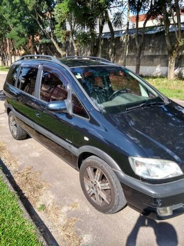 Zafira Elite 2.0, DH, 7 lugares - Foto 3