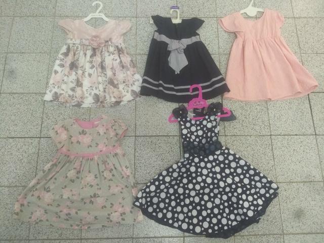 Lote de vestidos infantil