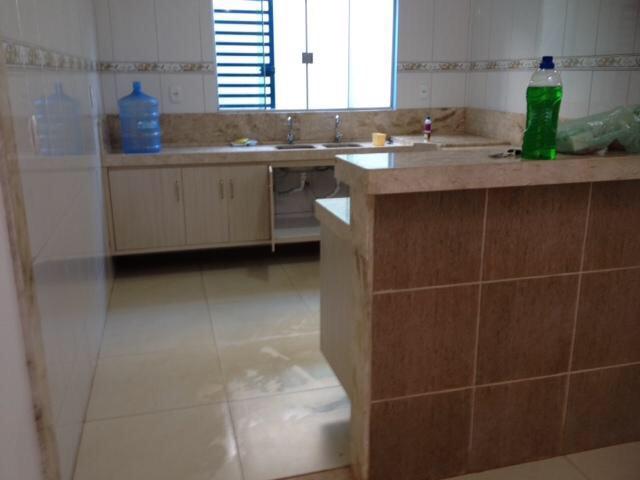 Vende-se imóvel com 2 casas geminadas - Foto 8