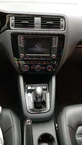 Vende-se Volkswagen Jetta Highline 2.0 16V TSI 211cv, modelo 2016 gasolina - Foto 12