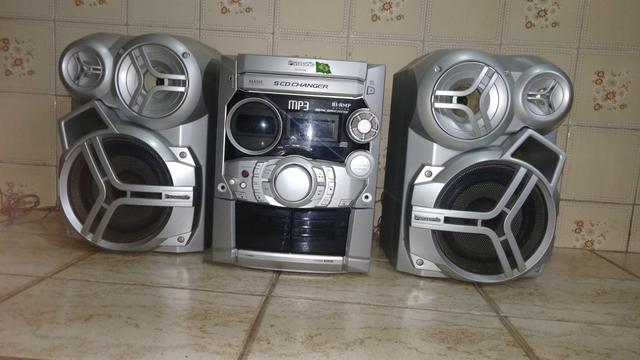 Vendo som barato precisando de pequeno reparo