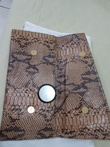 Carteira croco de mão