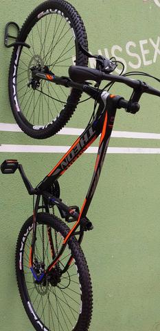 Bicicleta esportiva