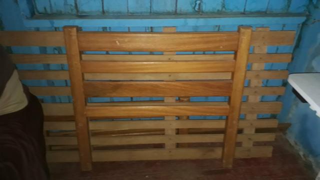 Vendo essa cama de solteiro