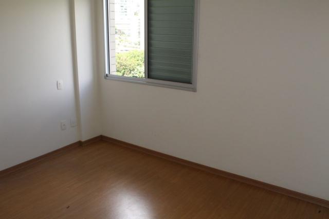 Oportunidade - apto. 4 quartos, ampla sala de estar, varanda, 2 vagas, elevador e ótima lo - Foto 13