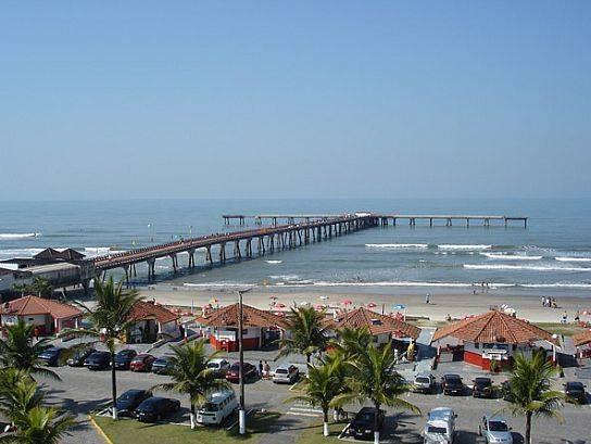 Ótima casa na praia de Mongaguá de frente a praia próximo a plataforma - Foto 19