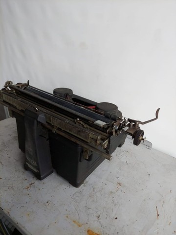 Máquina de escrever  - Foto 3