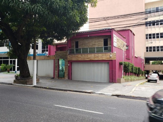 Mansão para aluguel e venda tem 760m²  com 4 suites em Batista Campos - Belém - Pará - Foto 5