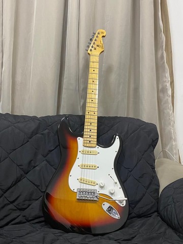 Guitarra stratocaster SX SST57 Tunada
