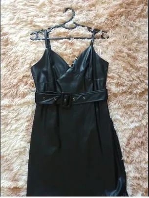 Vestido Sereia couro marca Mamô Preto - Foto 4