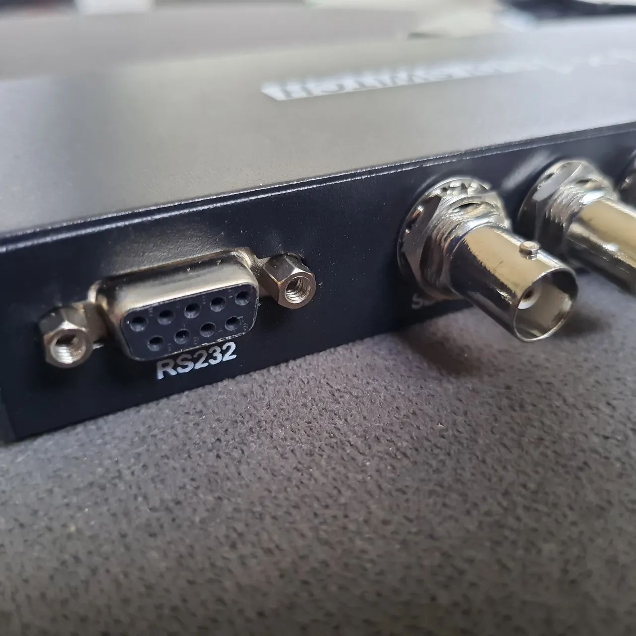 Switch SDI 4x1 3G - Novo, com Controle Remoto - Suporte até 1080p - Foto 3