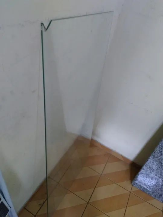 Chapa Peça Vidro 5mm Balcão Mesa 134cm X 66cm X 5mm - Foto 2