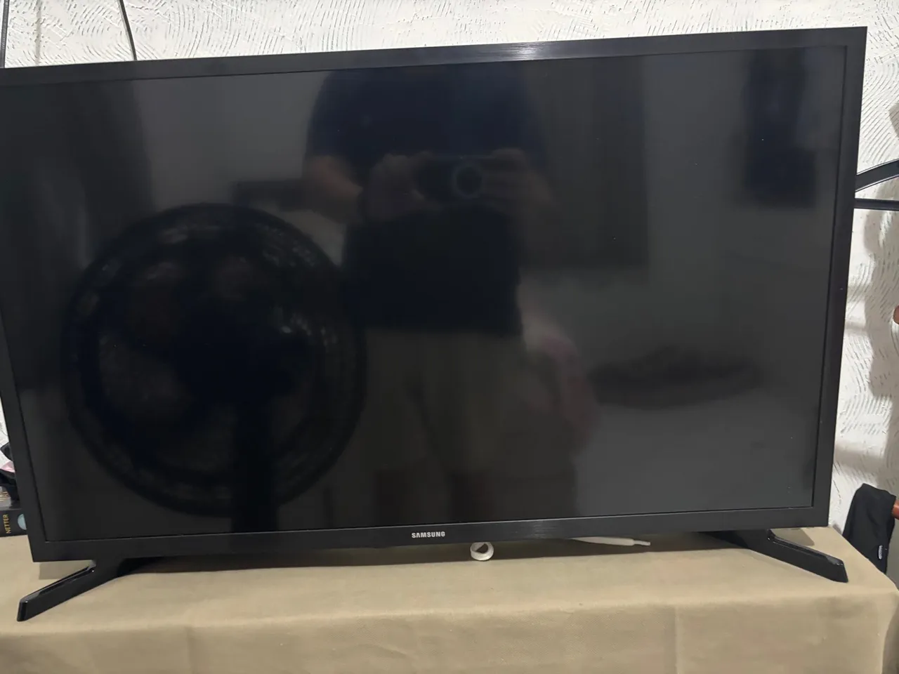 Vendo televisão Samsung 32 polegadas na caixa