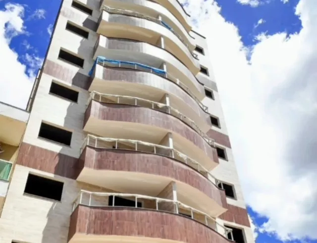 Varre-Sai - Rio de Janeiro - 04 Apartamentos - R$2.400.000,00