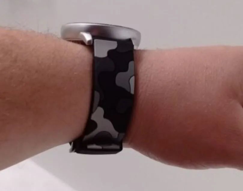 Pulseira para Relógio Camuflado Cinza e Preto - Foto 4