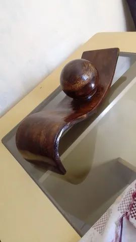 Centro de mesa com esfera com efeito madeira - Foto 5