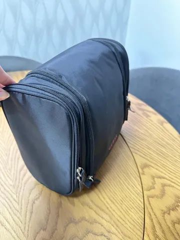 Guess Nylon Hanging Travel Bag