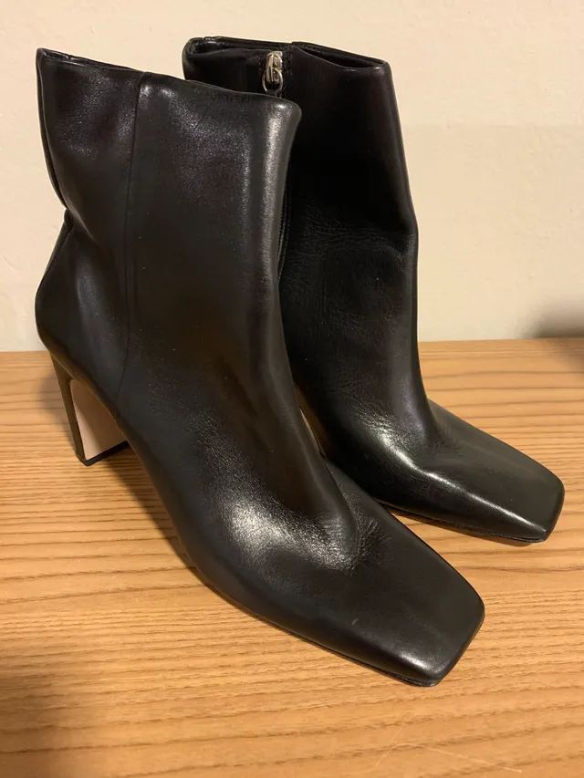 Vendo Bota Schutz NOVA 38 PREÇO BAIXOU - Foto 5