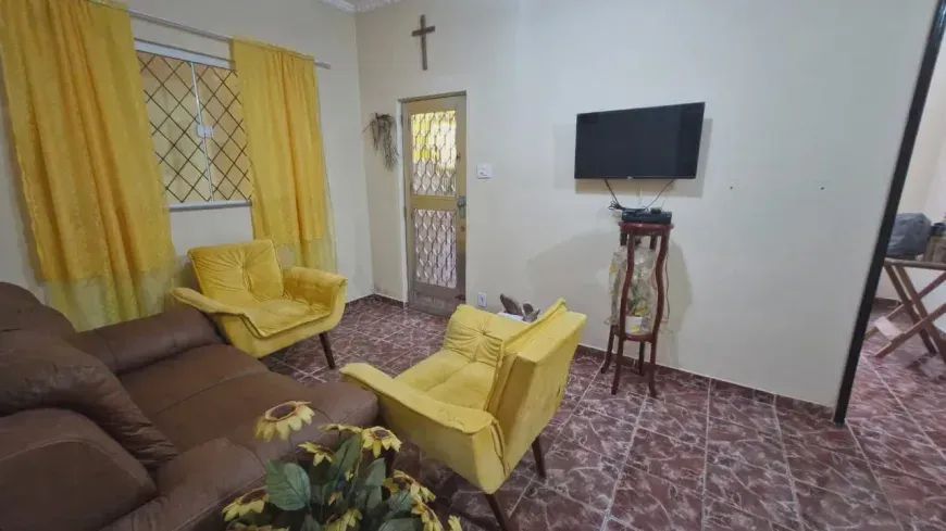 Oportunidade!! Centro de Nilópolis - Casa  1 Quarto - Rua João Pessoa