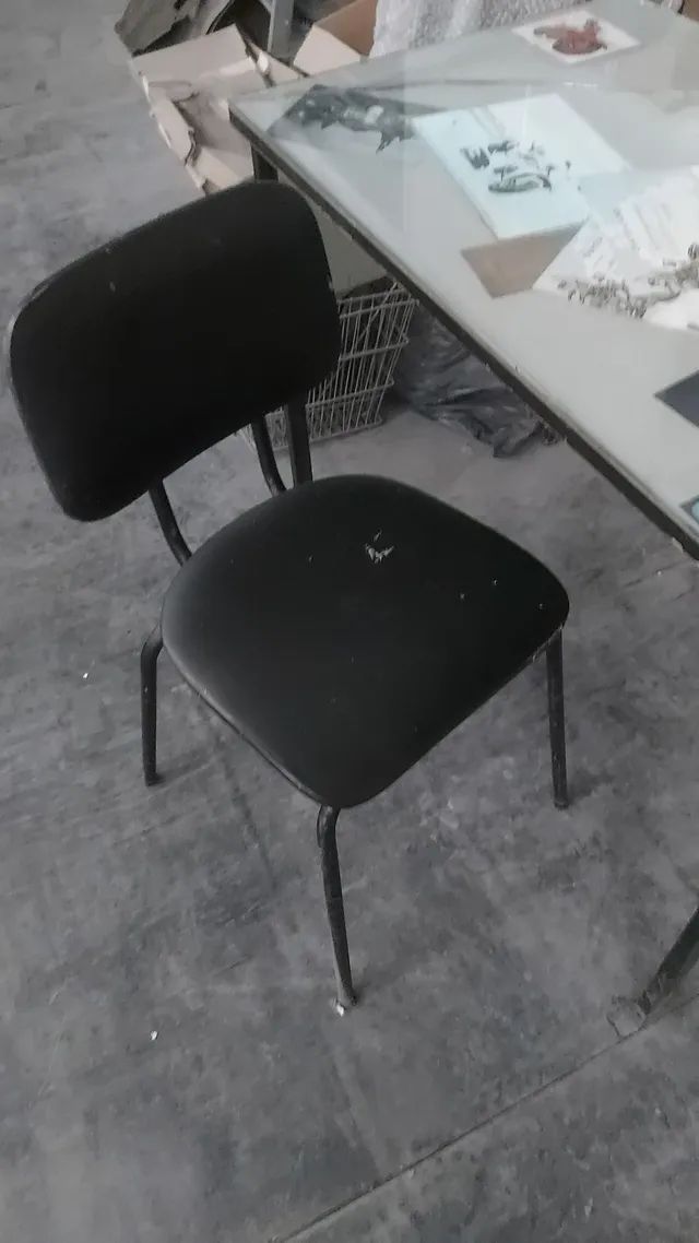 Mesa com Cadeira - Foto 4