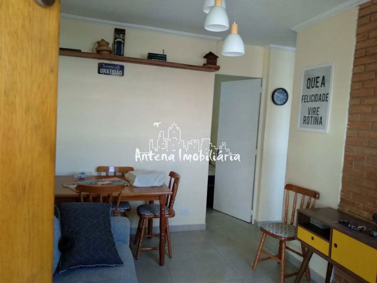 Apartamento em Parque Dourado - Cód. de Ref:8505