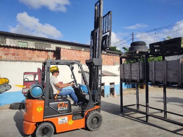 Curso para operador de empilhadeira na prática - Foto 6