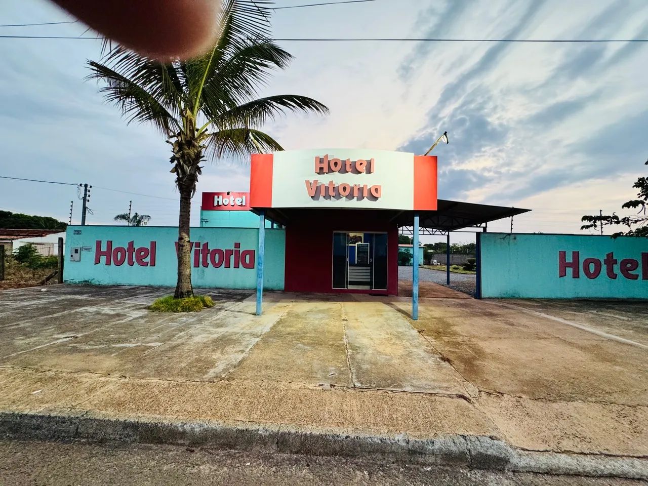 Hotel Planalmira-go a venda 