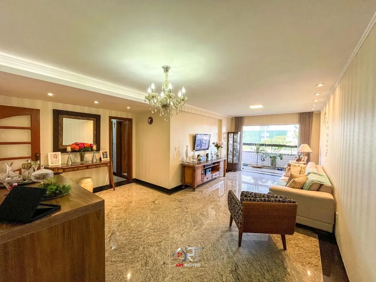 Imóvel para venda tem 180 metros quadrados com 3 quartos em Centro de Vila Velha - Vila Ve