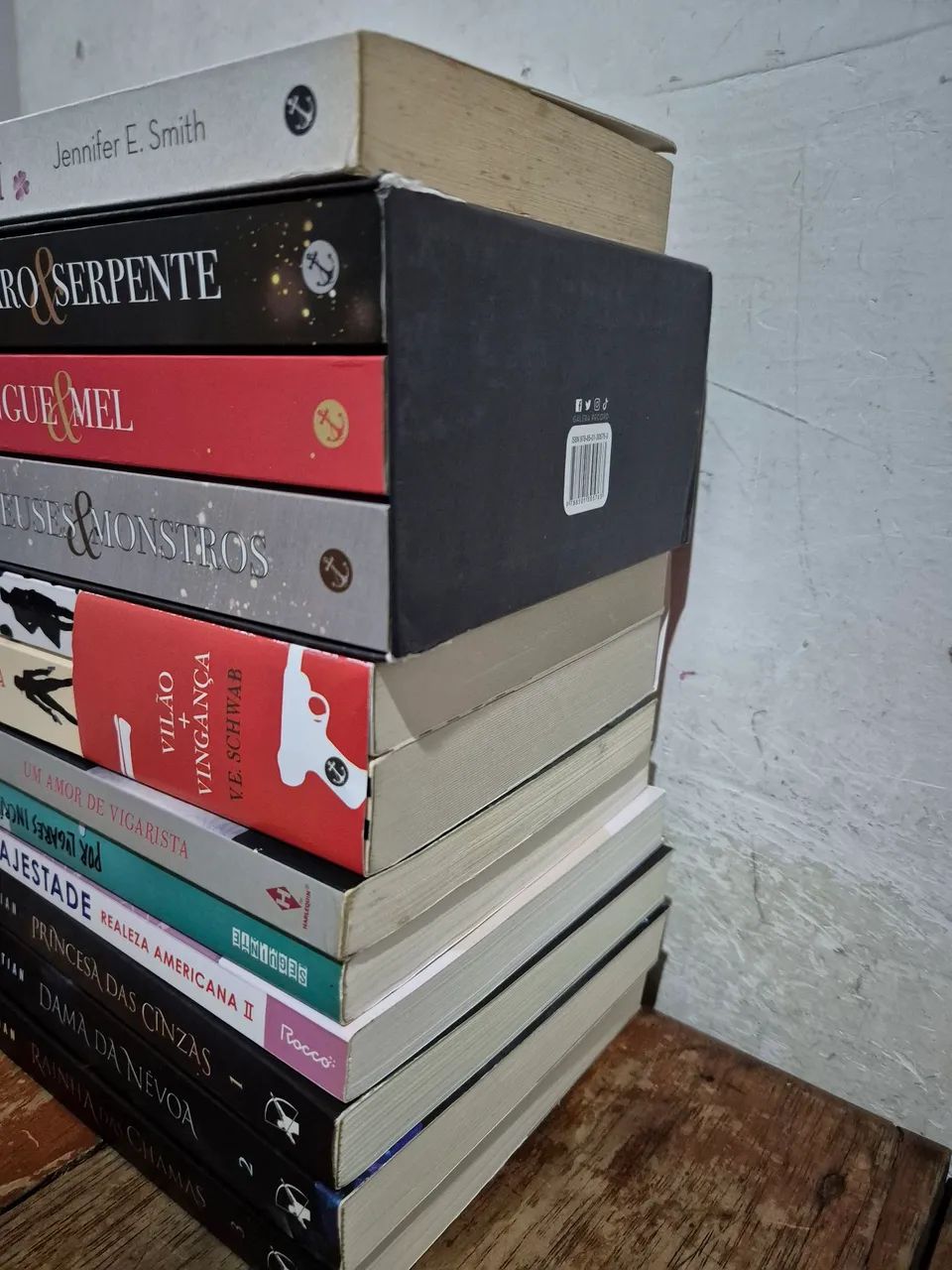 Vendo livros - Foto 2