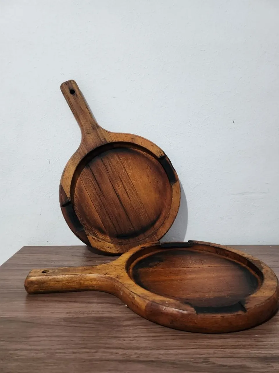 Tábua de madeira para servir