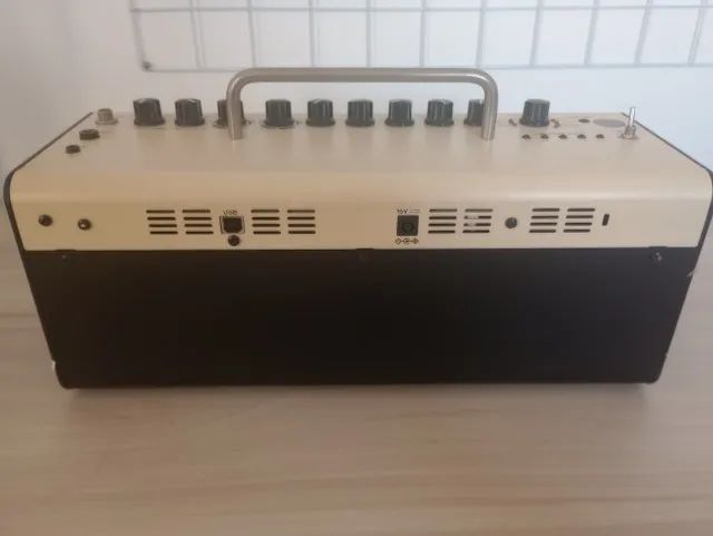 Amplificador Guitarra THR10 Bege 10W | Interface | USB  - Foto 3