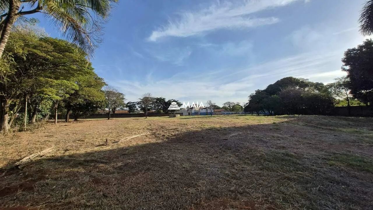 Área comercial à venda no bairro Olinda