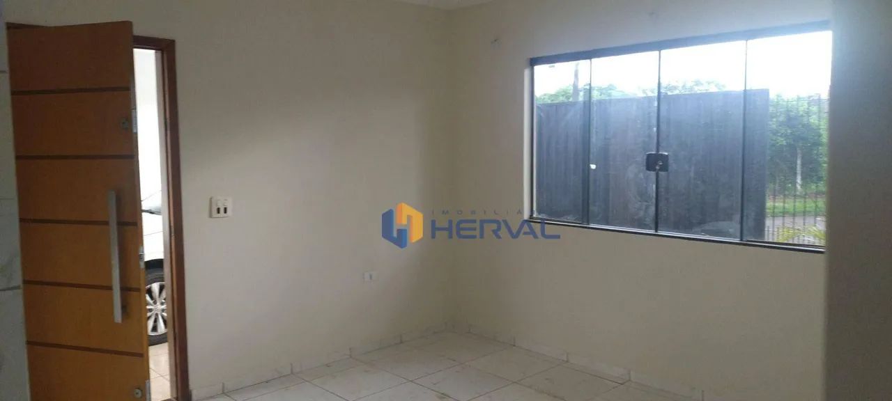 Casa com 3 quartos à venda, 100 m² por R$ 600.000 - Parque Avenida - Maringá/PR