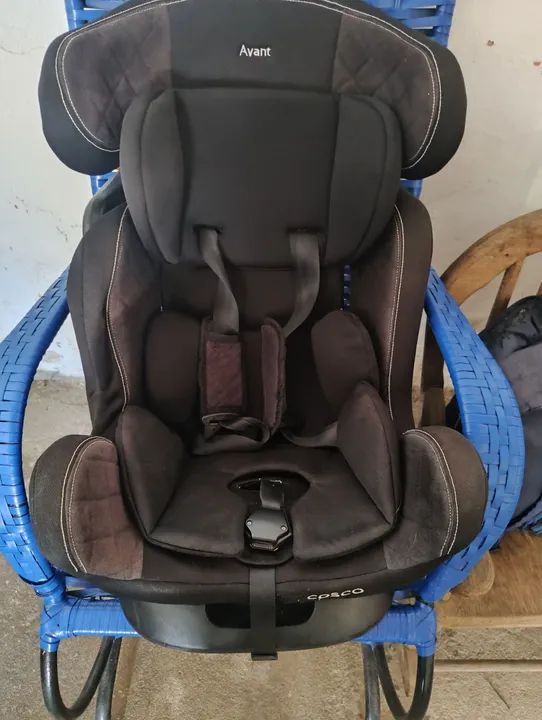 Bebê conforto e cadeirinha 2 em 1