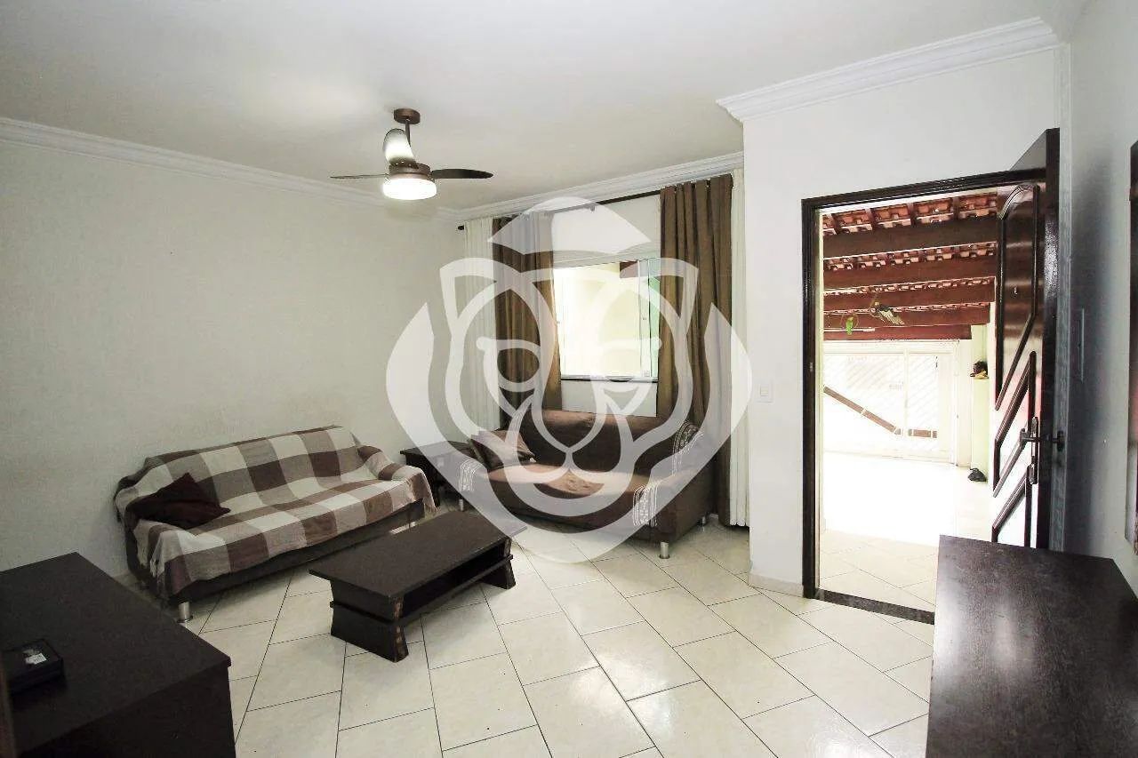 Sobrado à venda no Jardim Santo Antonio em Santo André.