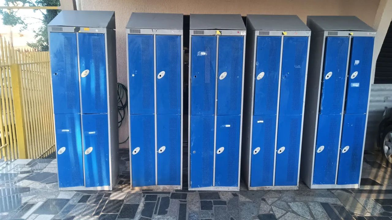 Armários de aço - R$360 cada - Foto 2