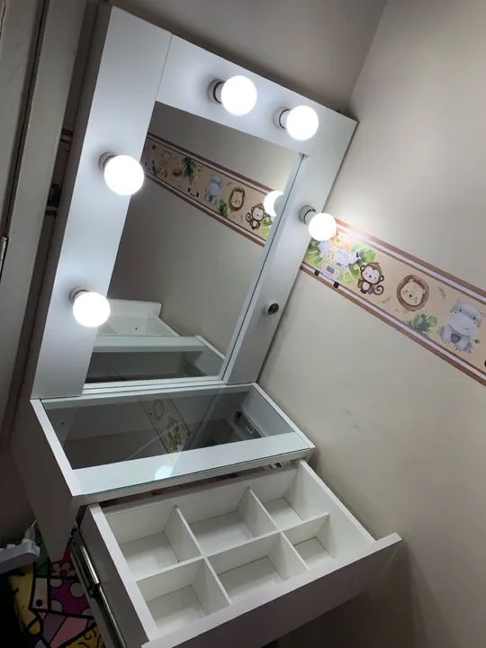 Penteadeira com Espelho Iluminado e Gavetas - Foto 6