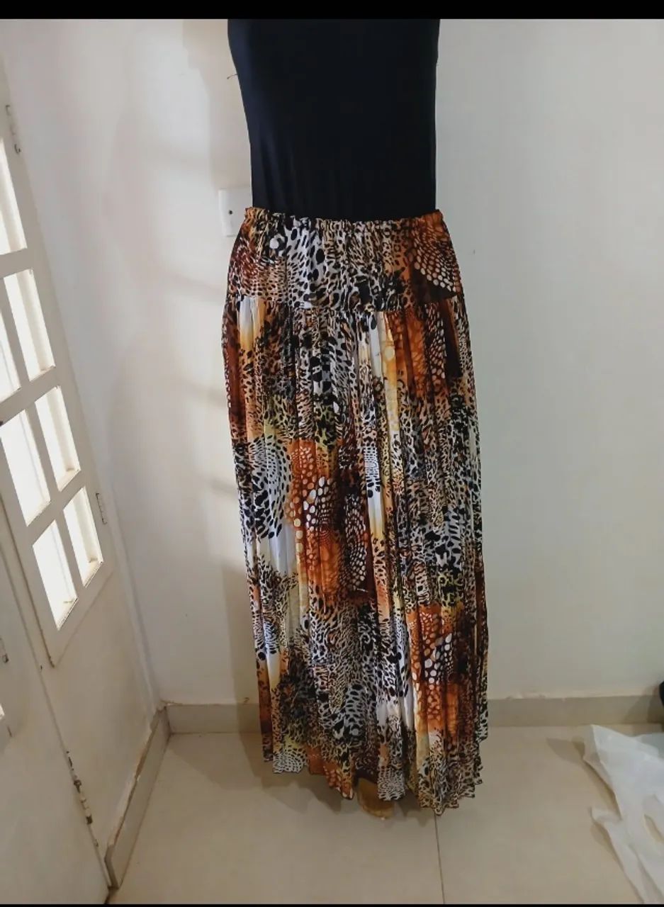 Linda saia de oncinha plissada com forro - veste G,GG - pix/card