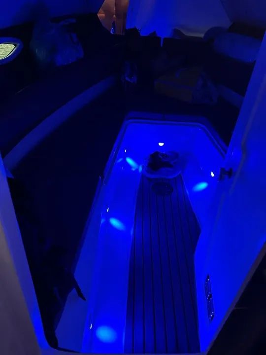 Lancha HD 26 pés Cabinada C.0.T.4 - Foto 3